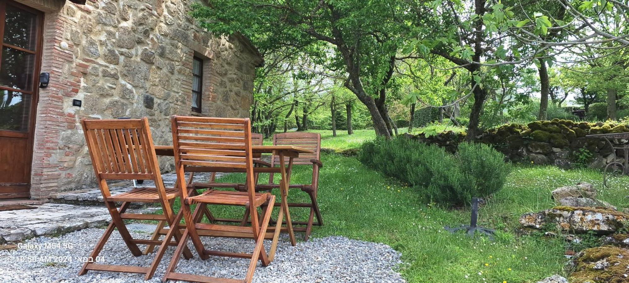 Borgo Fastelli Aparthotel Sarteano Exterior photo
